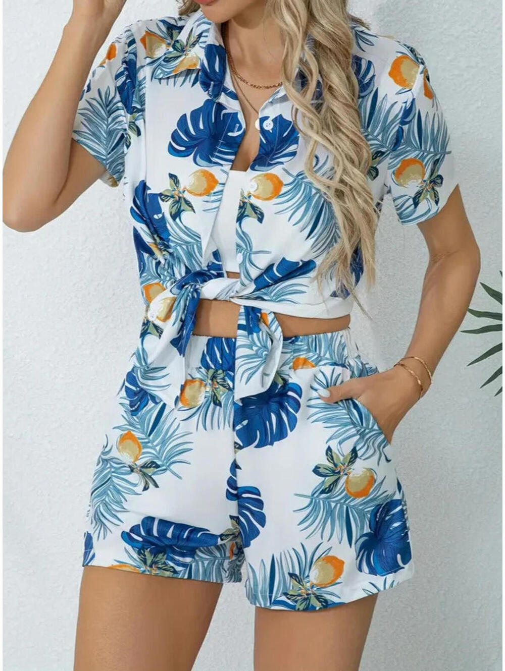 New 2 pc Summer Travel Shorts Outfit Top Floral Hawaiian Plus XL Top & Bottoms